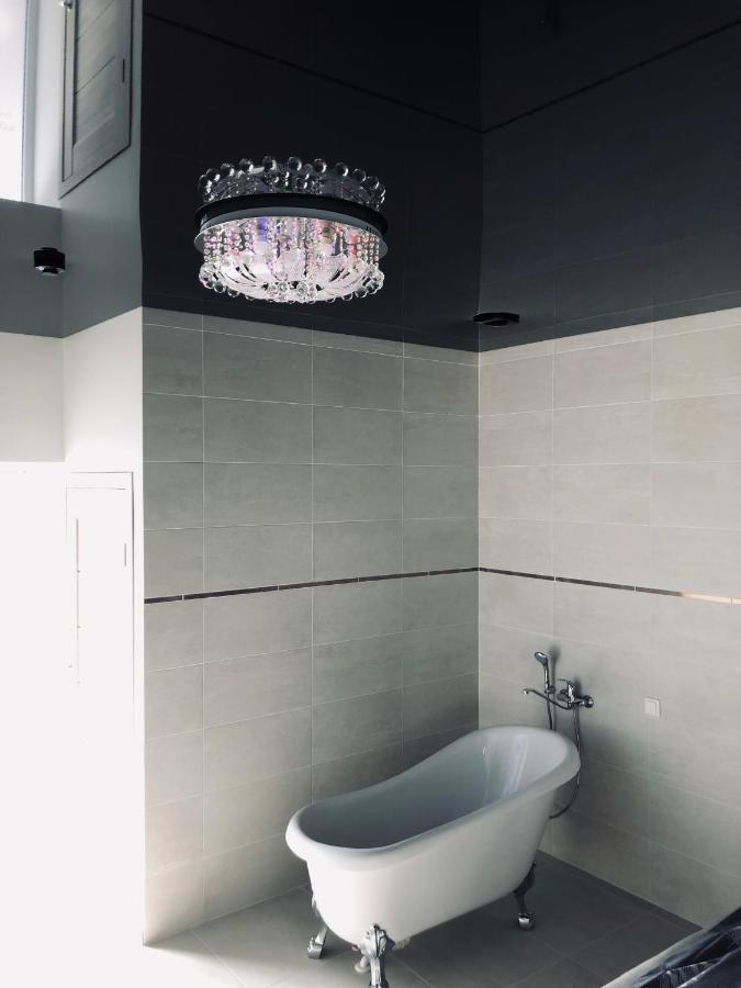 Romeo Vip Apartamentai Паневежис Экстерьер фото